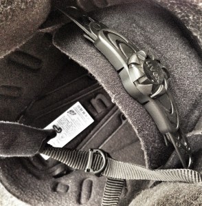 system dopasowania rozmiaru kasku